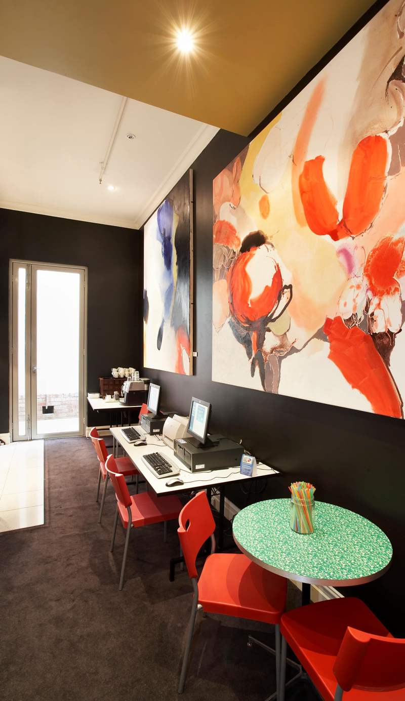 Tolarno Hotel