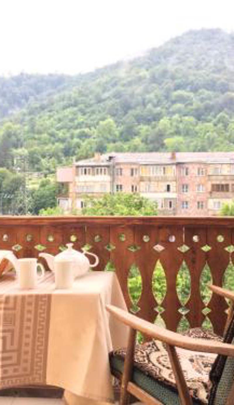Areguni Guest House