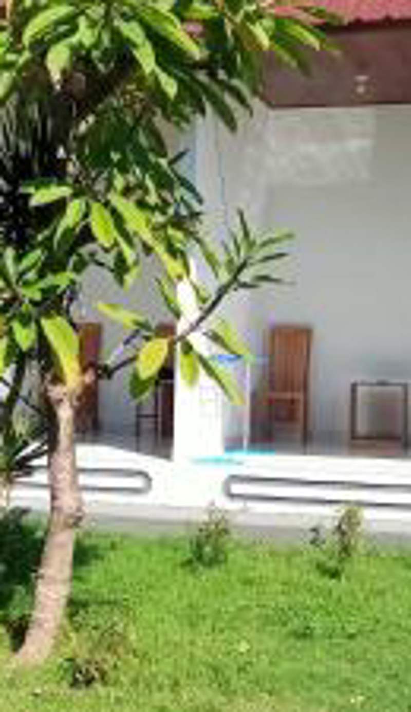 Giri Homestay