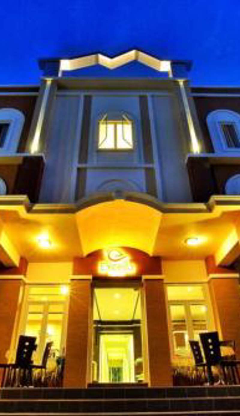Excella Hotel
