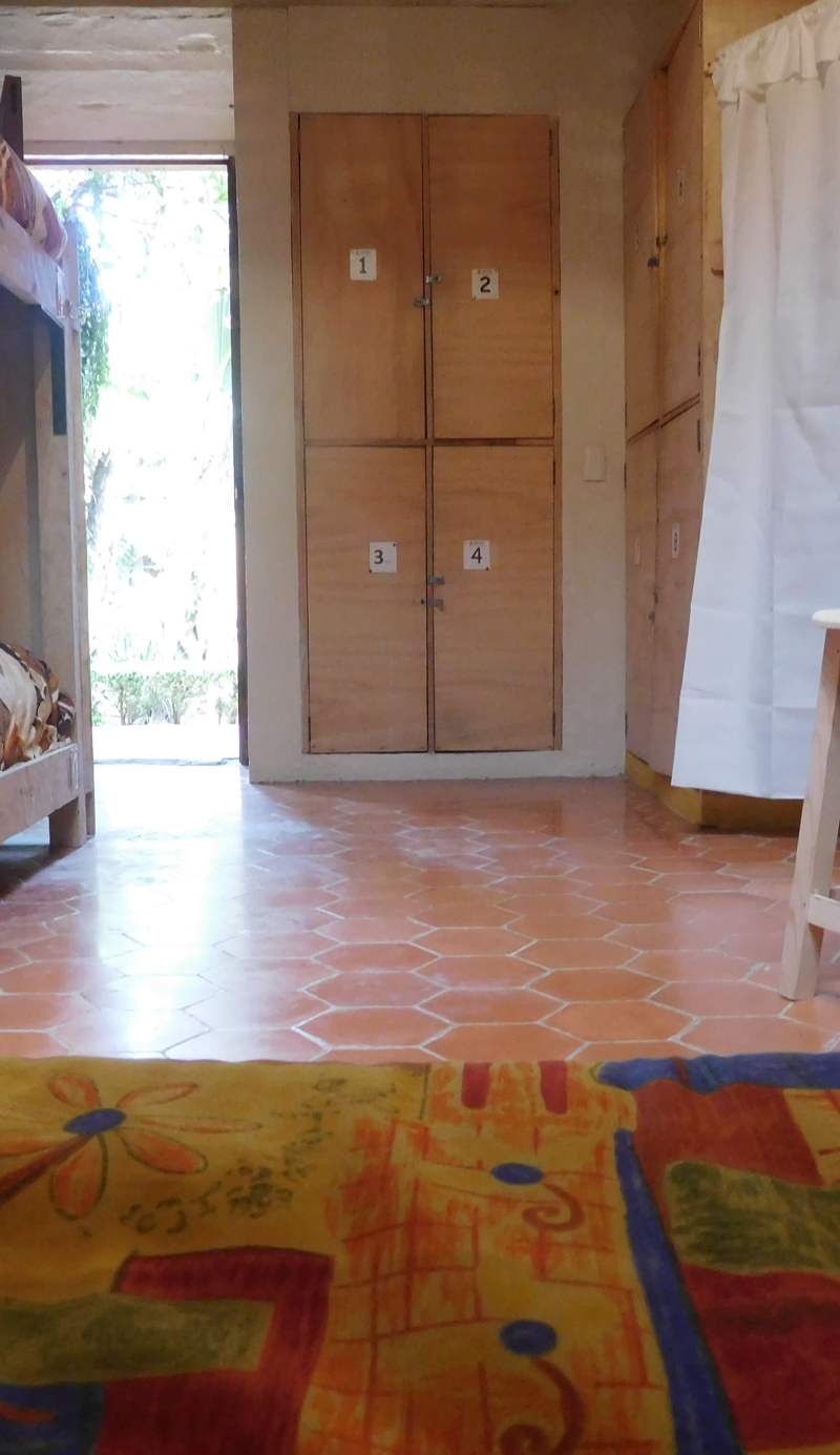 Rossco Hostel