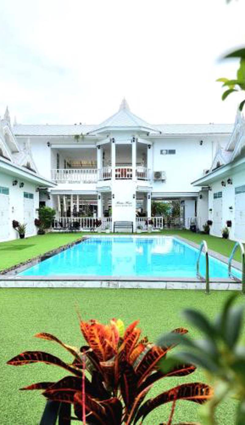 Bianco House Resort