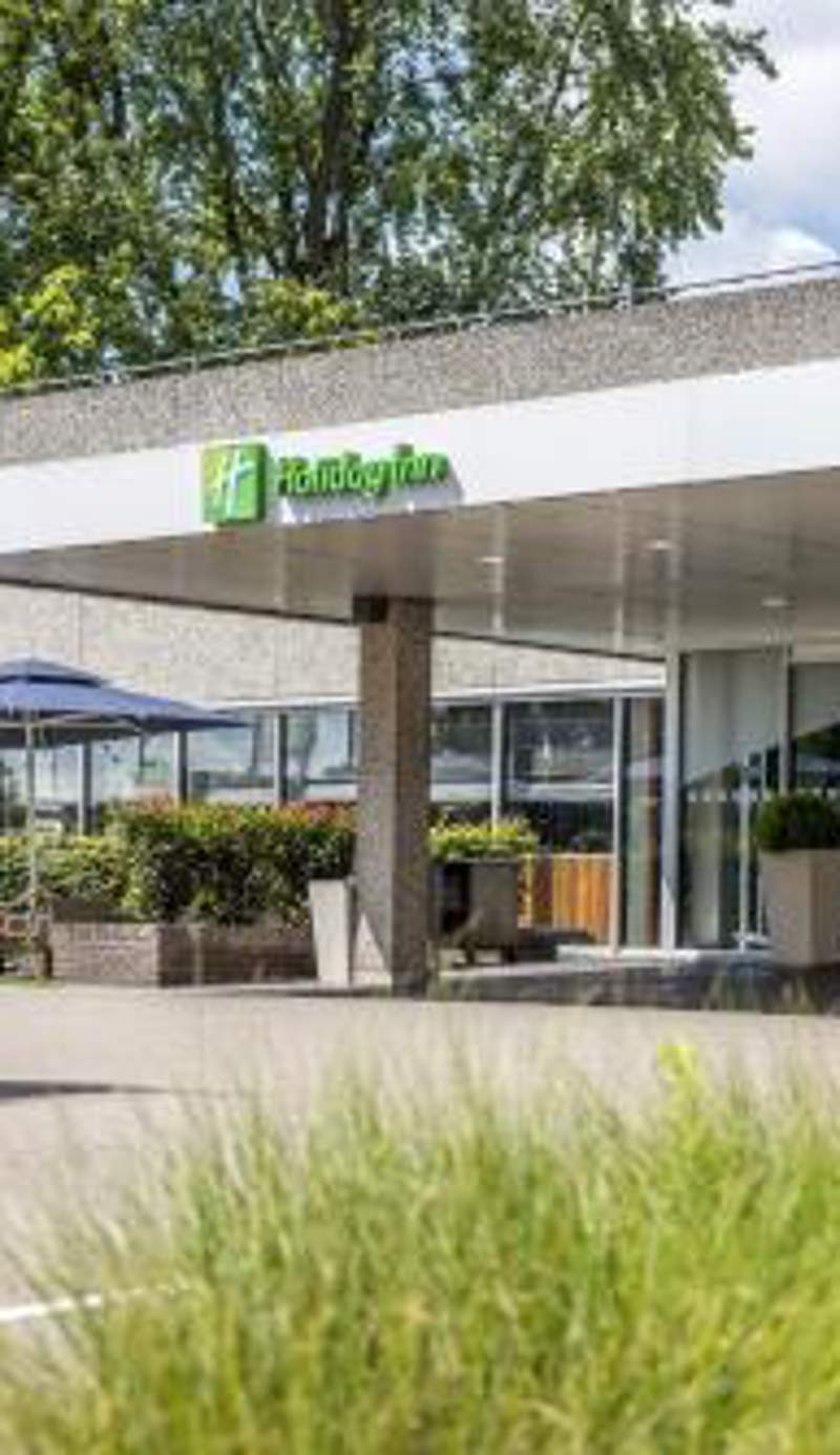 Holiday Inn Eindhoven Centre by IHG