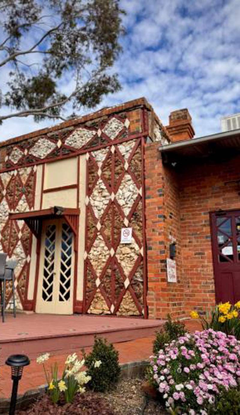 Diamond House Motor Inn