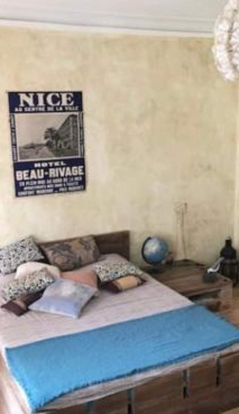 Great and light private room in the heart of Nice