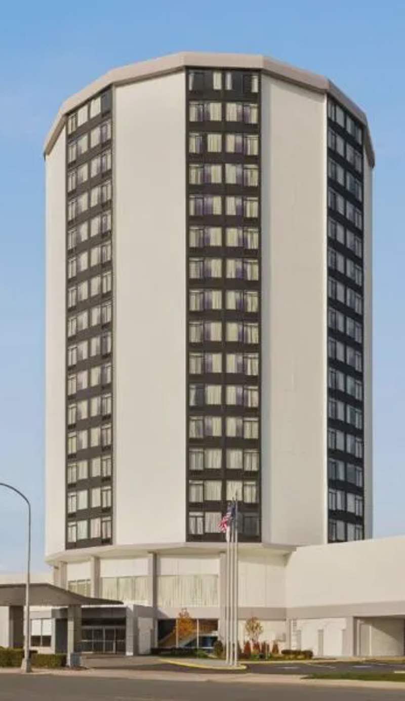 Holiday Inn Philadelphia Arpt-Stadium Area by IHG