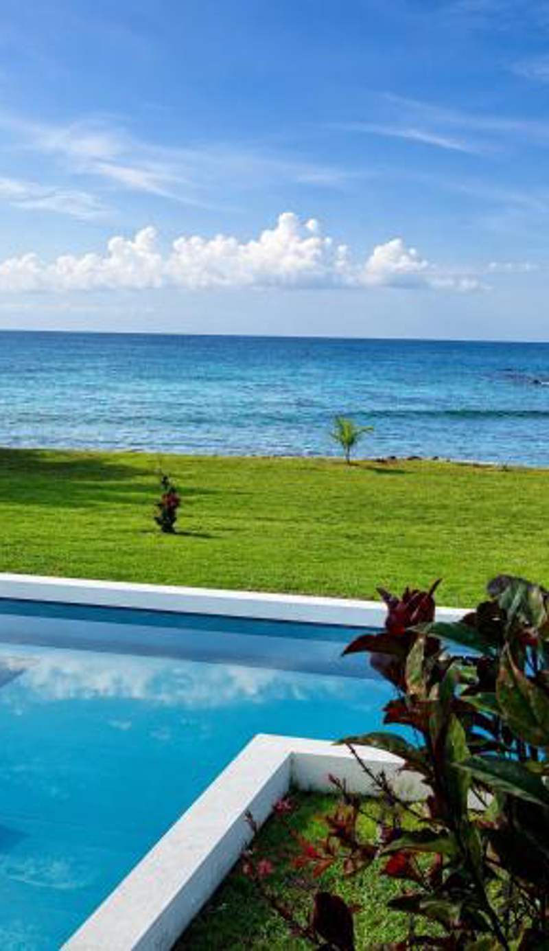 Emerald Luxe Suites