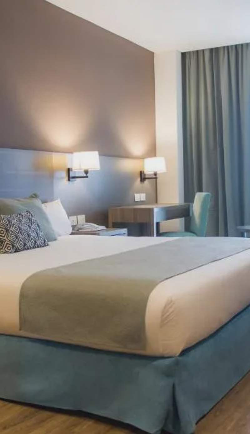Hotel Land Plaza La Plata