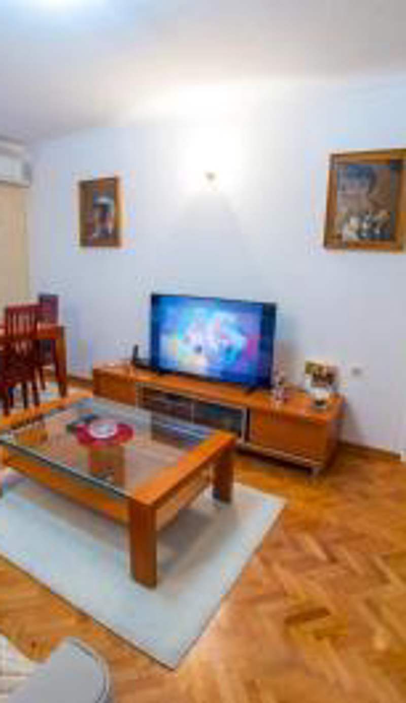 Denirom Apartments
