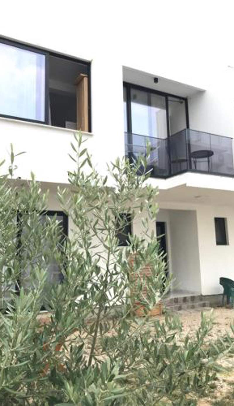 Rine Apartments