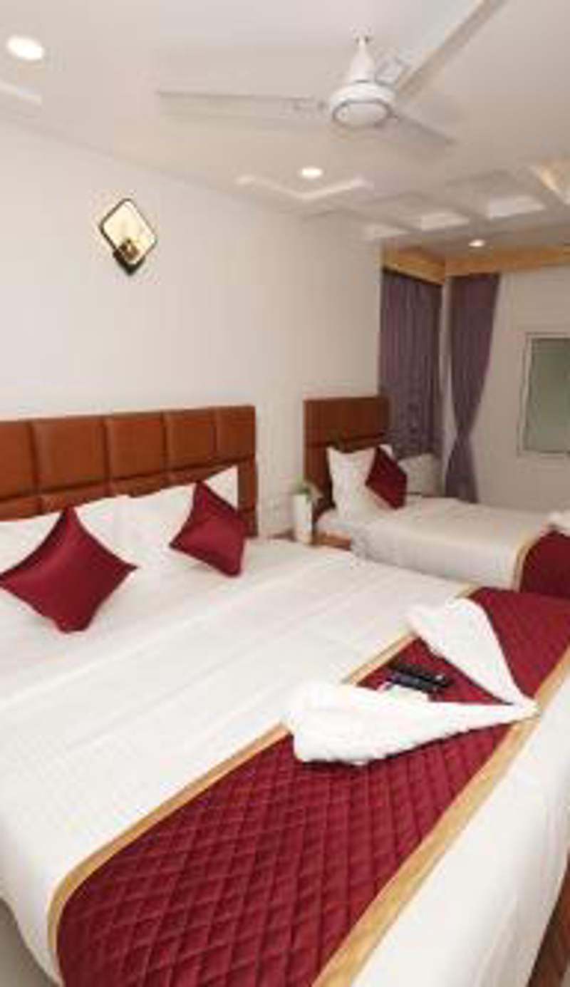 Hotel Devi Paradise