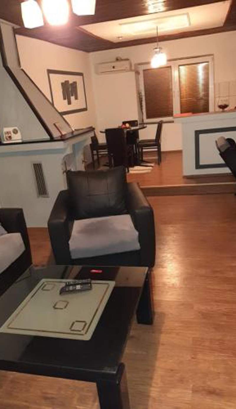 Apartment NIKOLA ORANGE