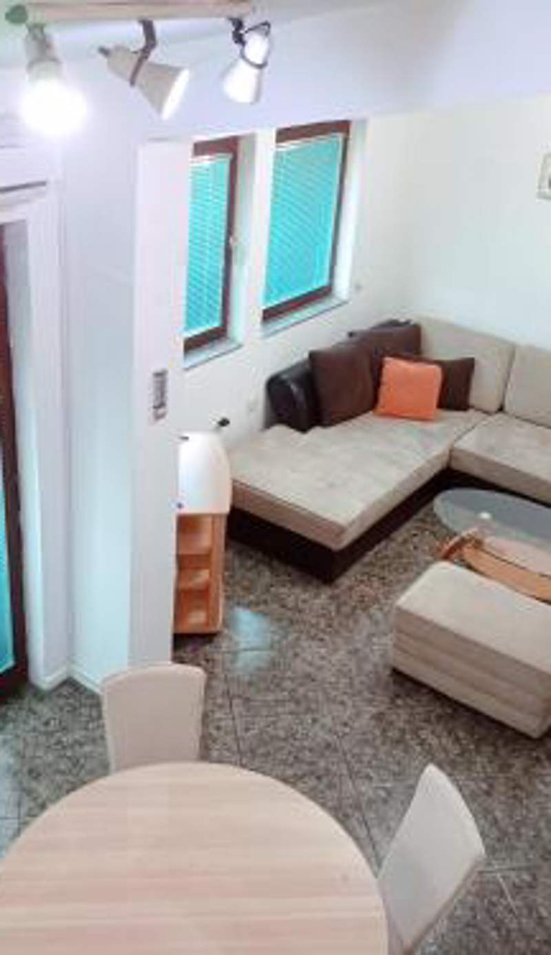 OHRID LOFT : The Den