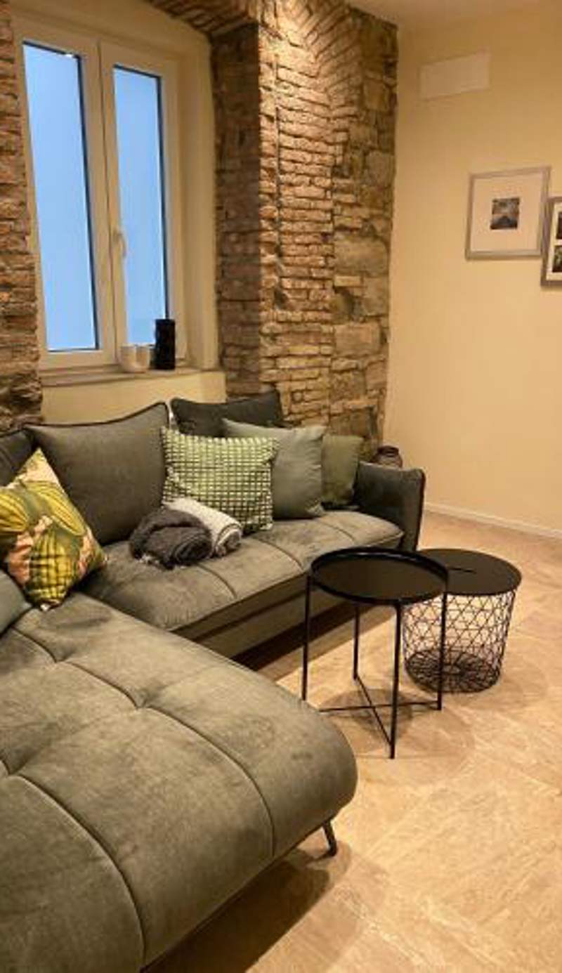 Urban Oasis, Home-Triest com