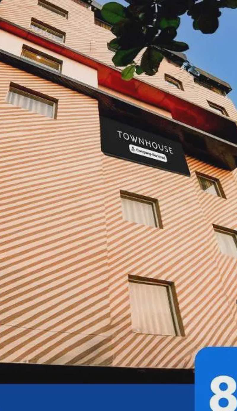 Super Townhouse VIP Road Formerly The Sky