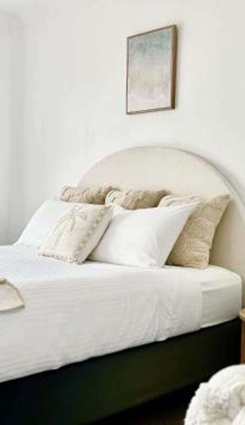 Mollymook Ocean View Motel - Welcoming Guests 18 Years and Older