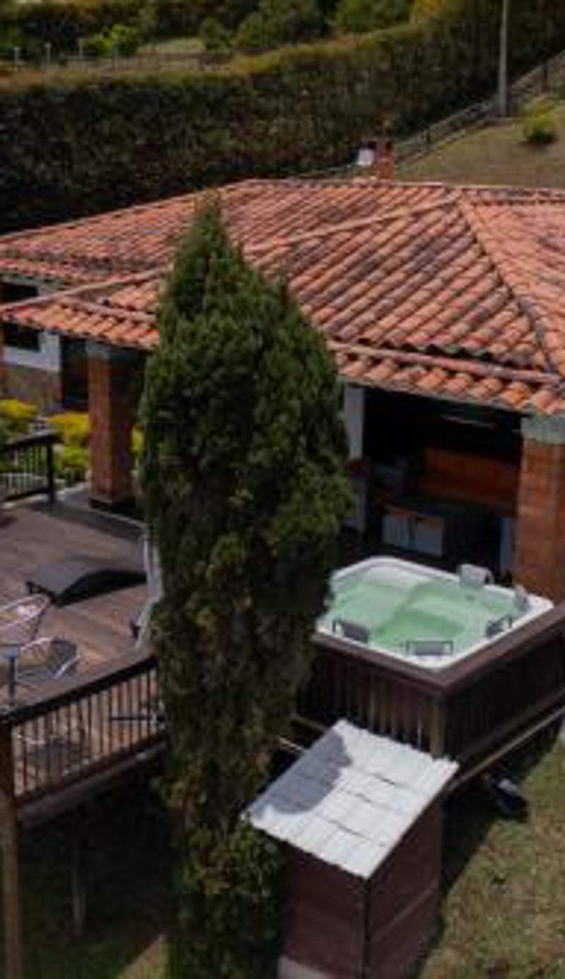 CASA CAMPESTRE MONTECARLO Guatapé- desayuno a pareja