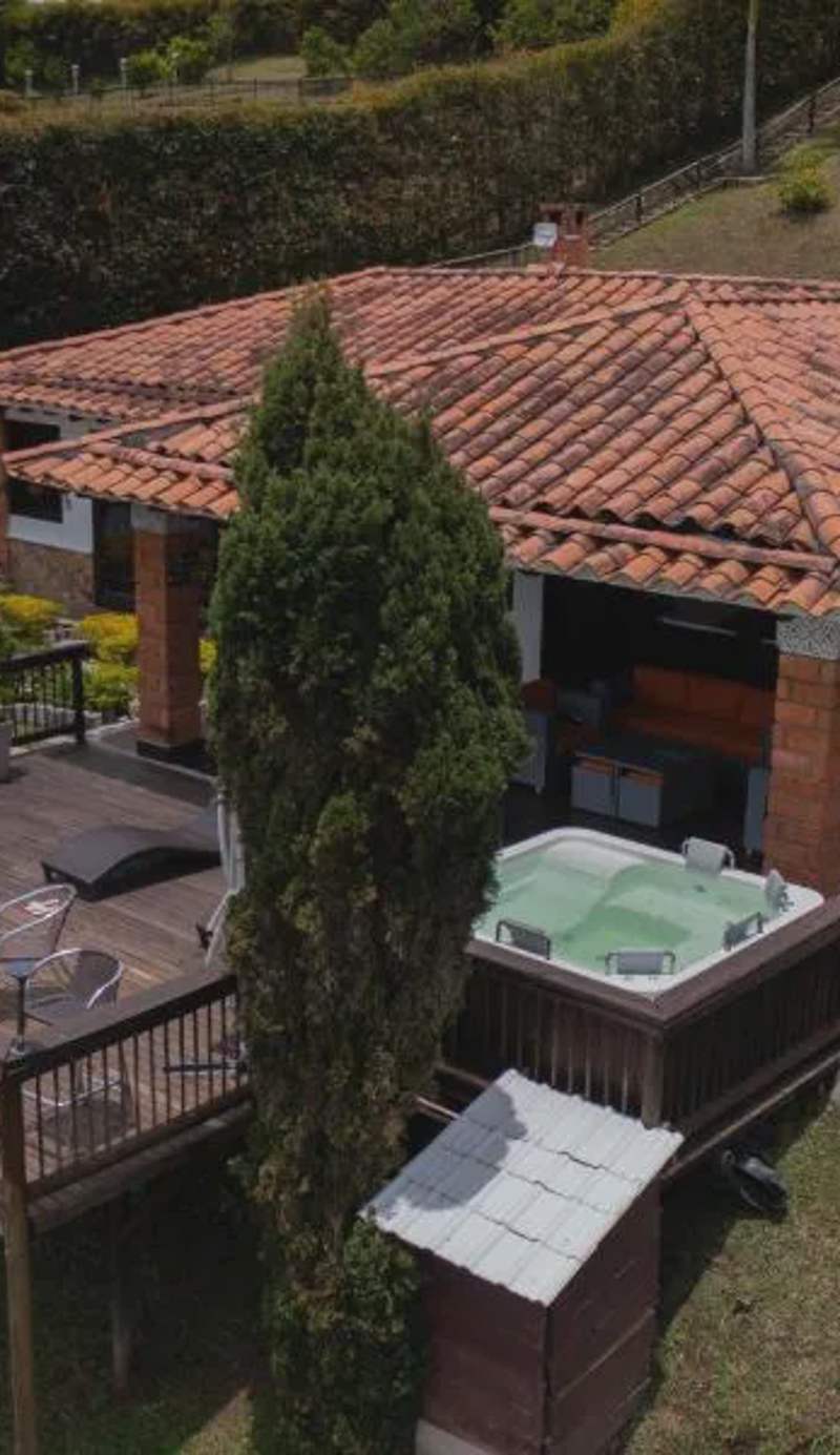 CASA CAMPESTRE MONTECARLO Guatapé- desayuno a pareja