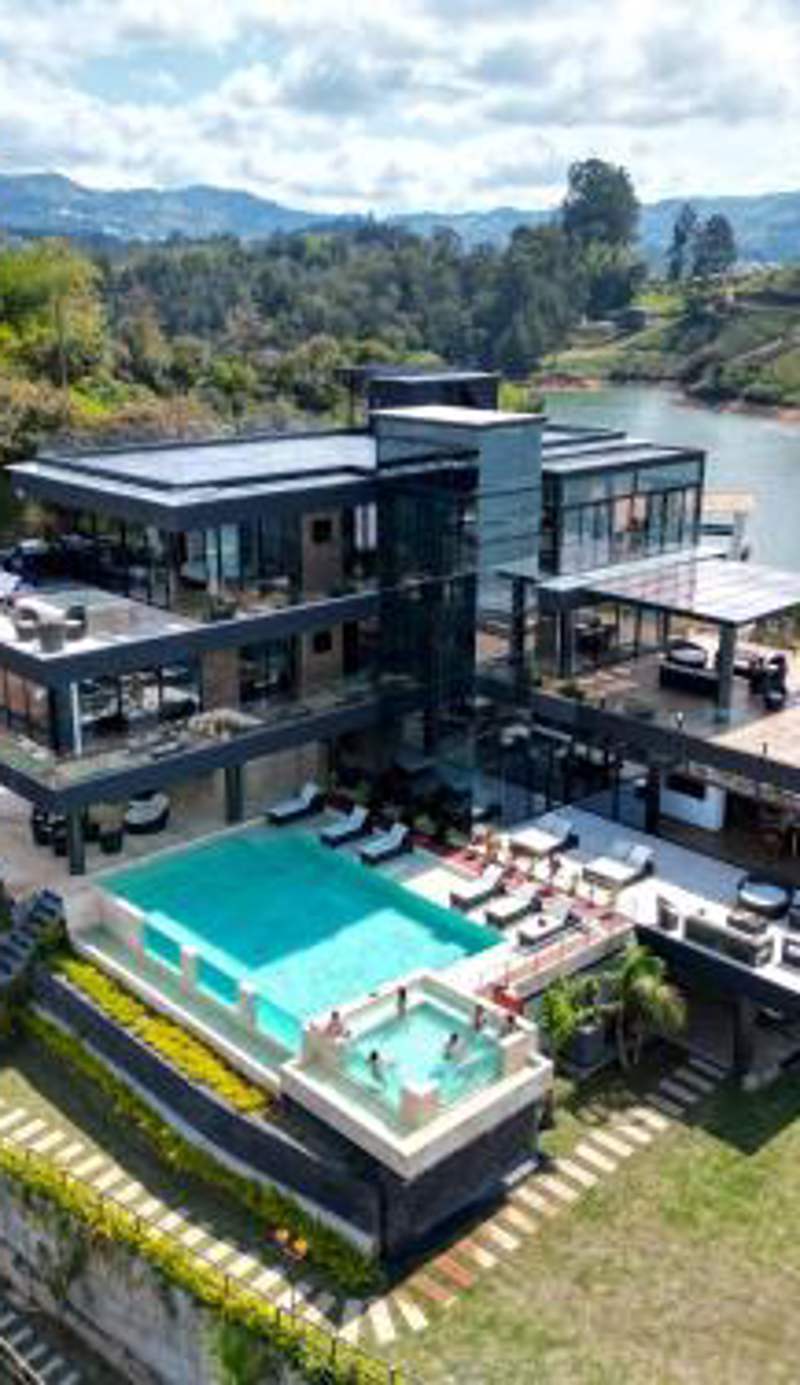 Vivanti Resort