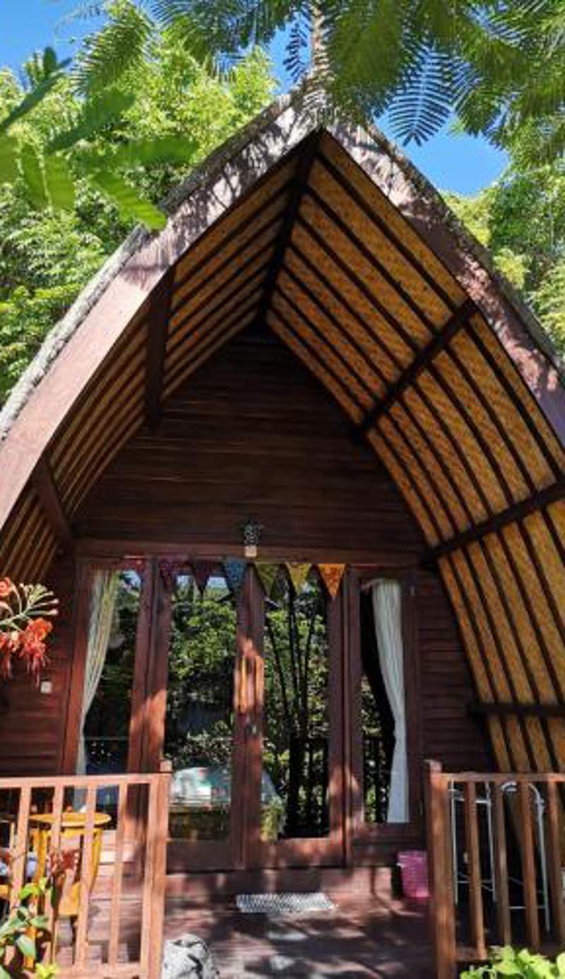 Meno Madia Bungalows