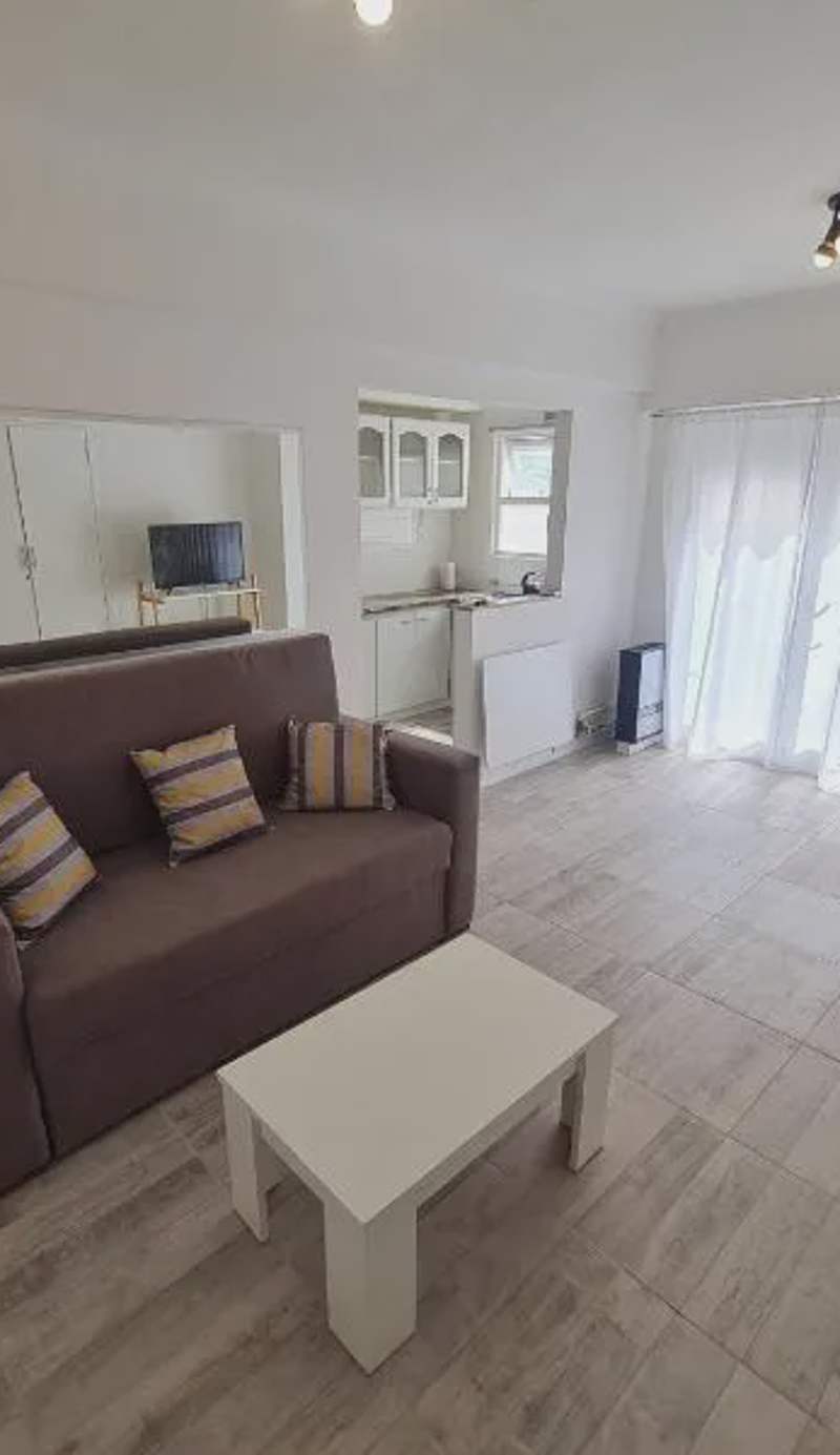 Depto para dos personas zona Chauvin minimo 2 noches