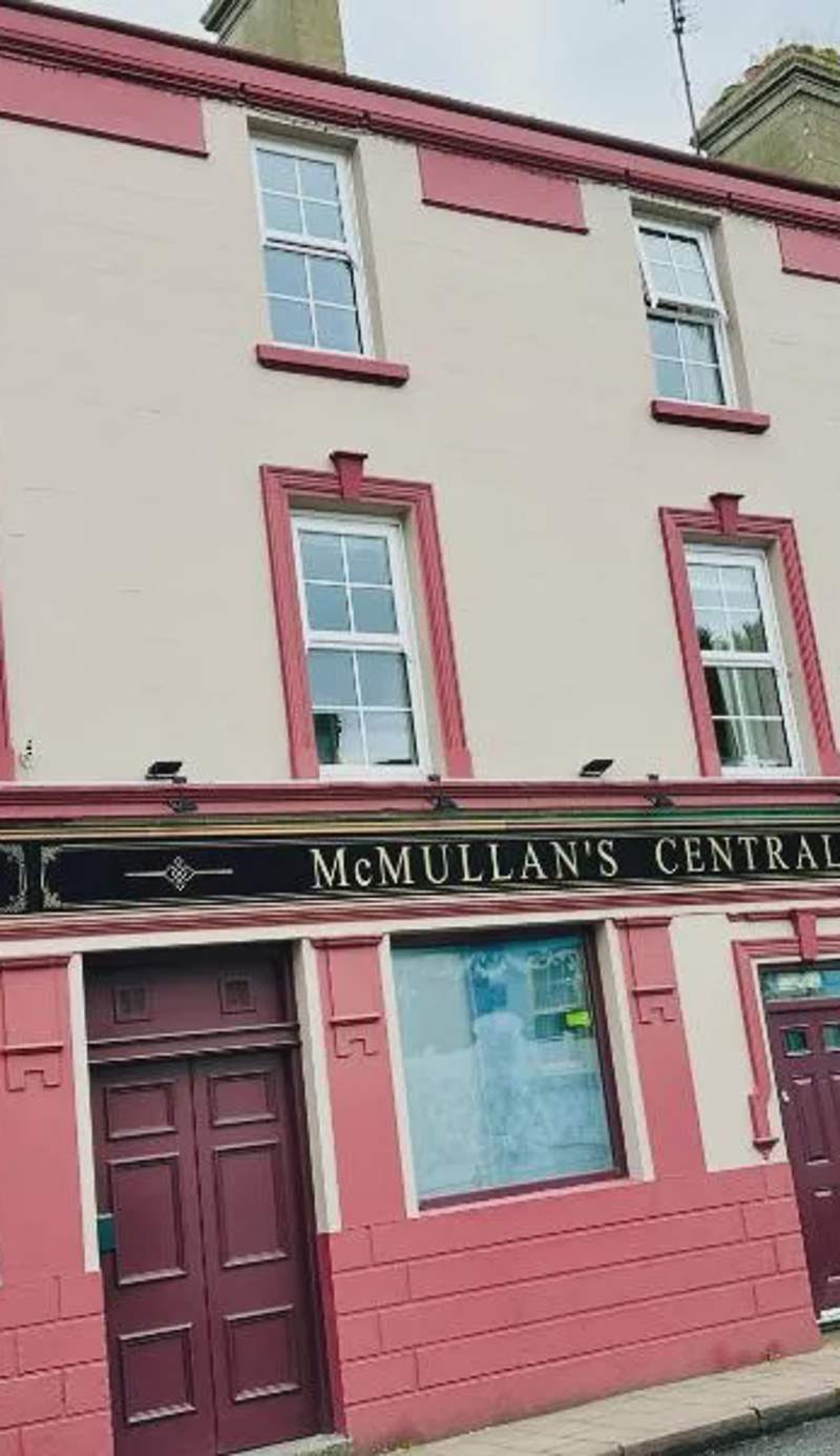 Central Bar Guesthouse