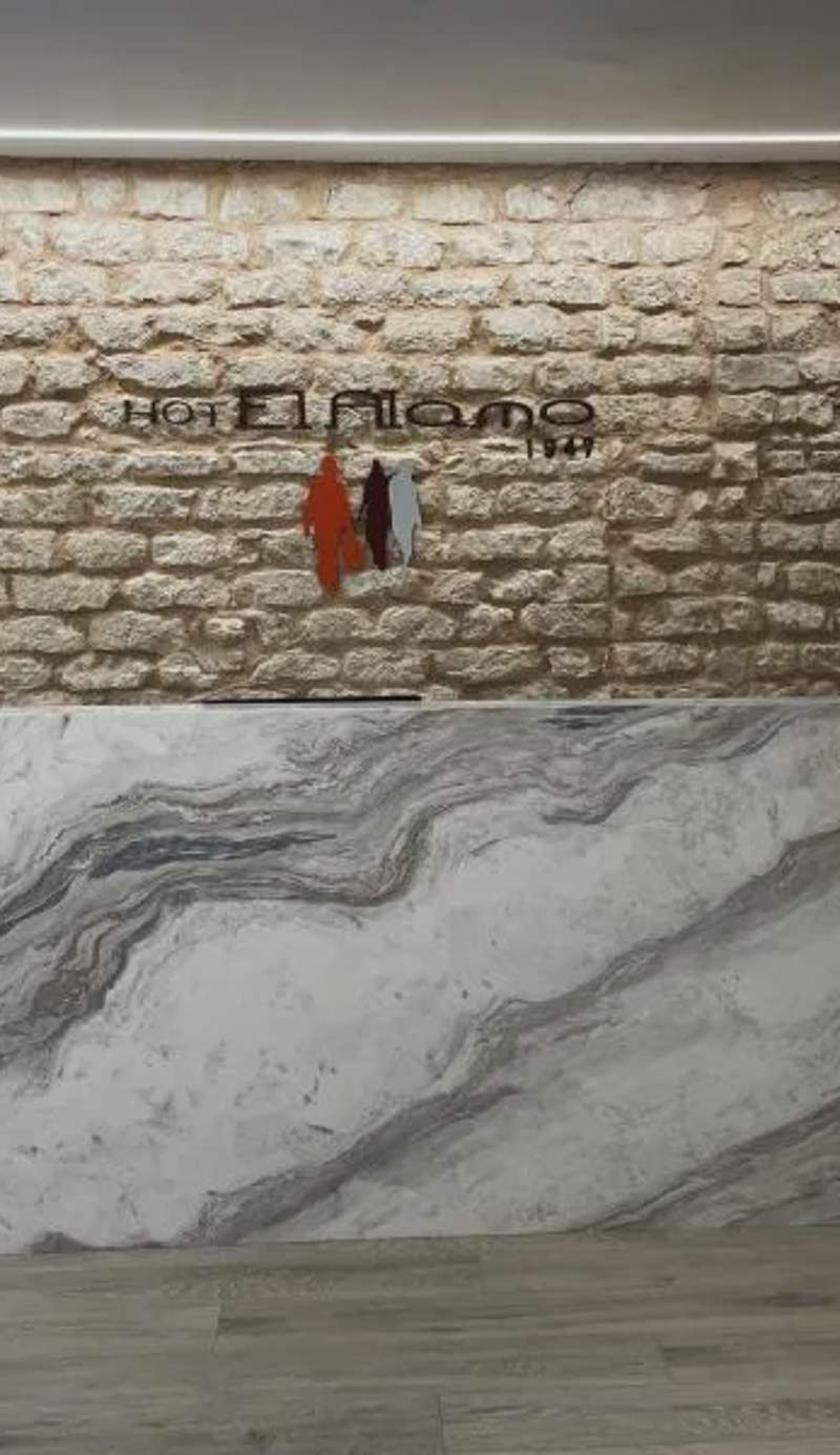 Hotel Alamo