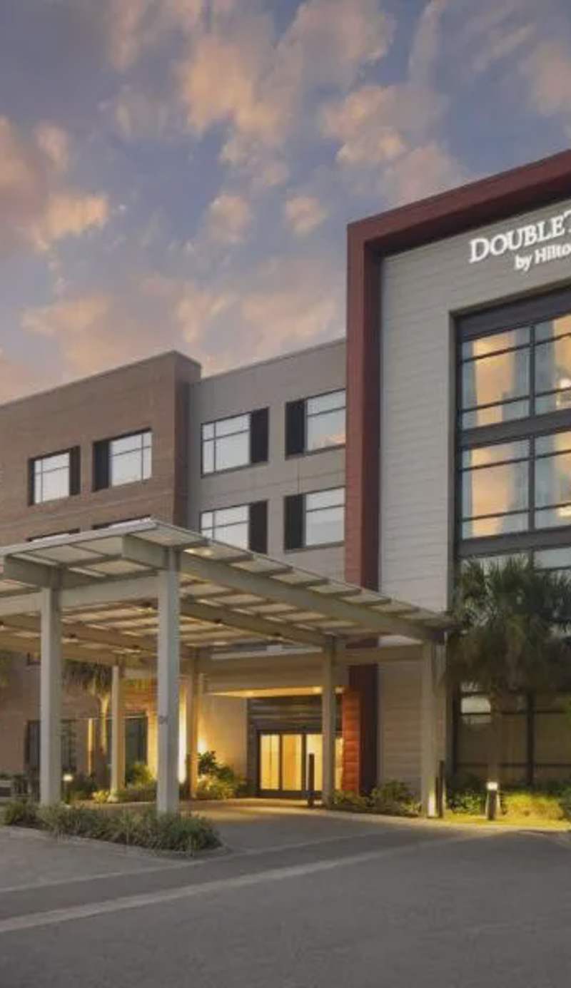 DoubleTree by Hilton Charleston Riverview