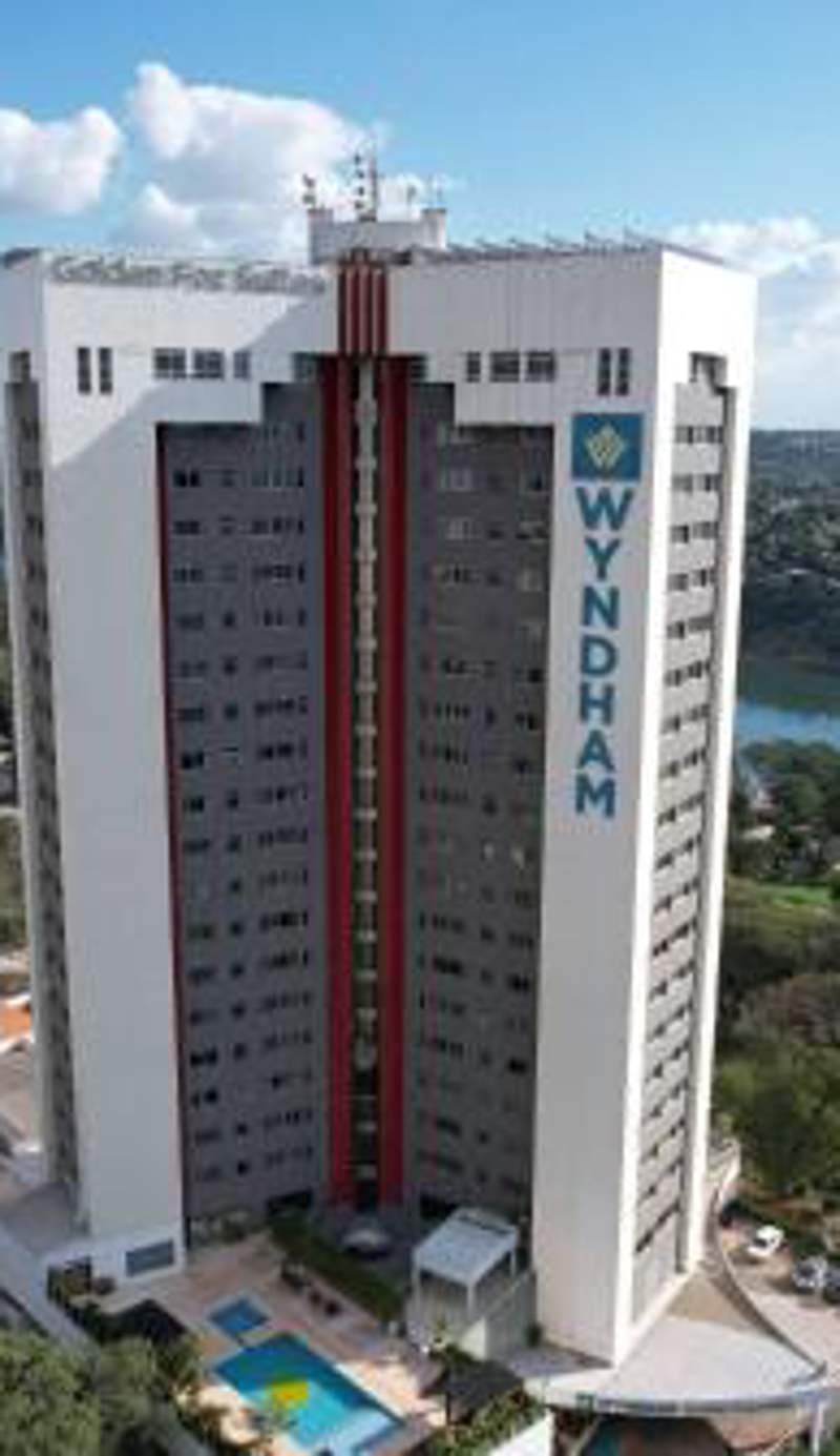 Wyndham Golden Foz Suítes