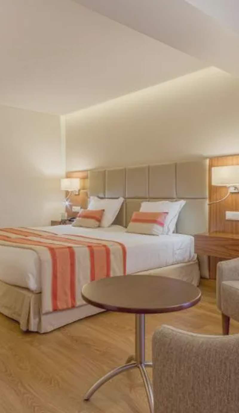 Hotel Cinquentenario & Conference Center