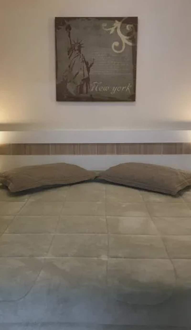 Wall Street Flat Service