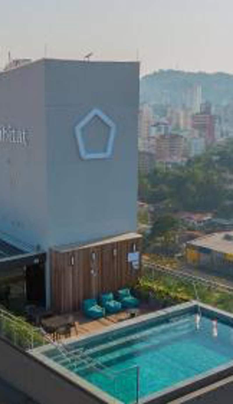 EDIFICIO UP - Loft próximo a Vila Germânica e FURB com vaga.