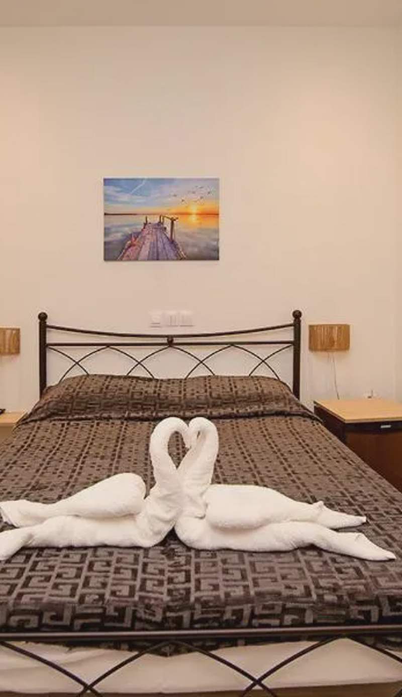 Karnagio Rooms