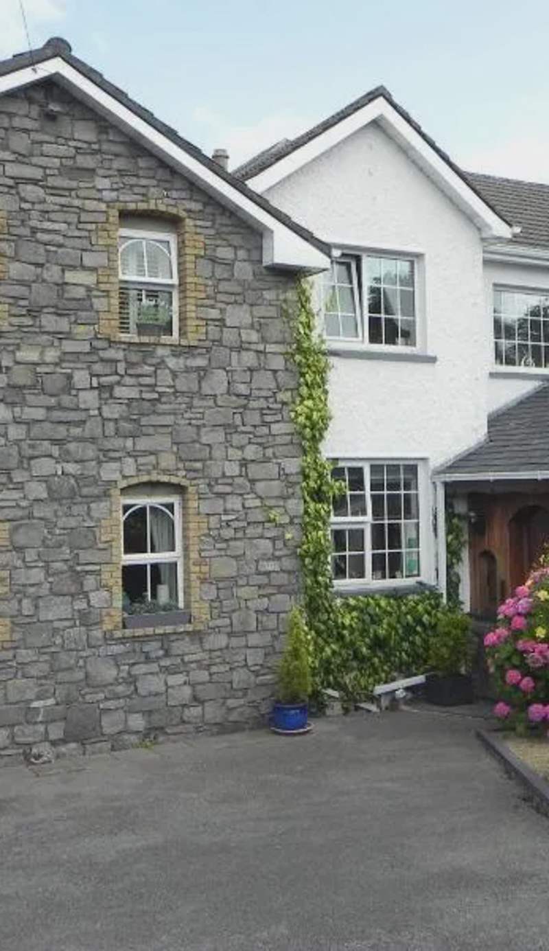 Pearse Lodge