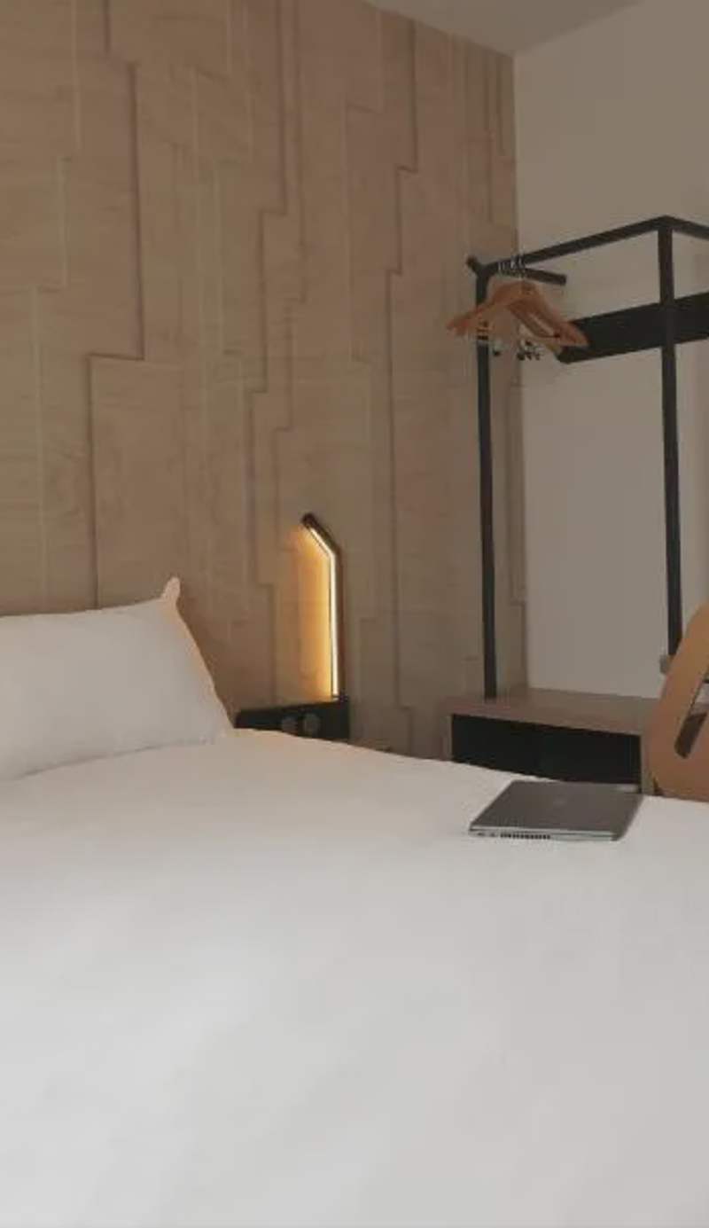 B&B HOTEL Carcassonne Rocadest La Cité