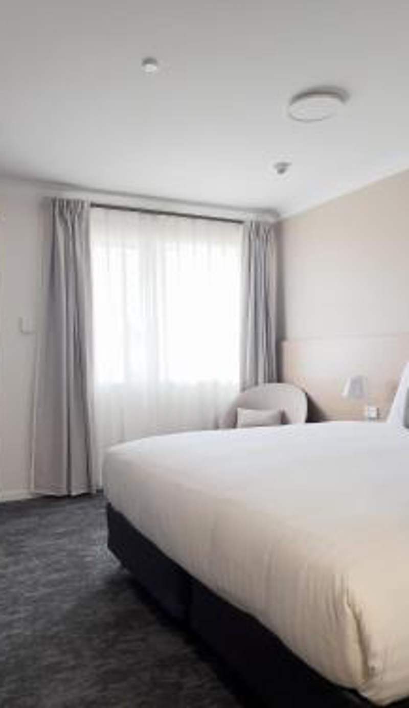 The Phoenix Artesian Spa Resort and Accommodation