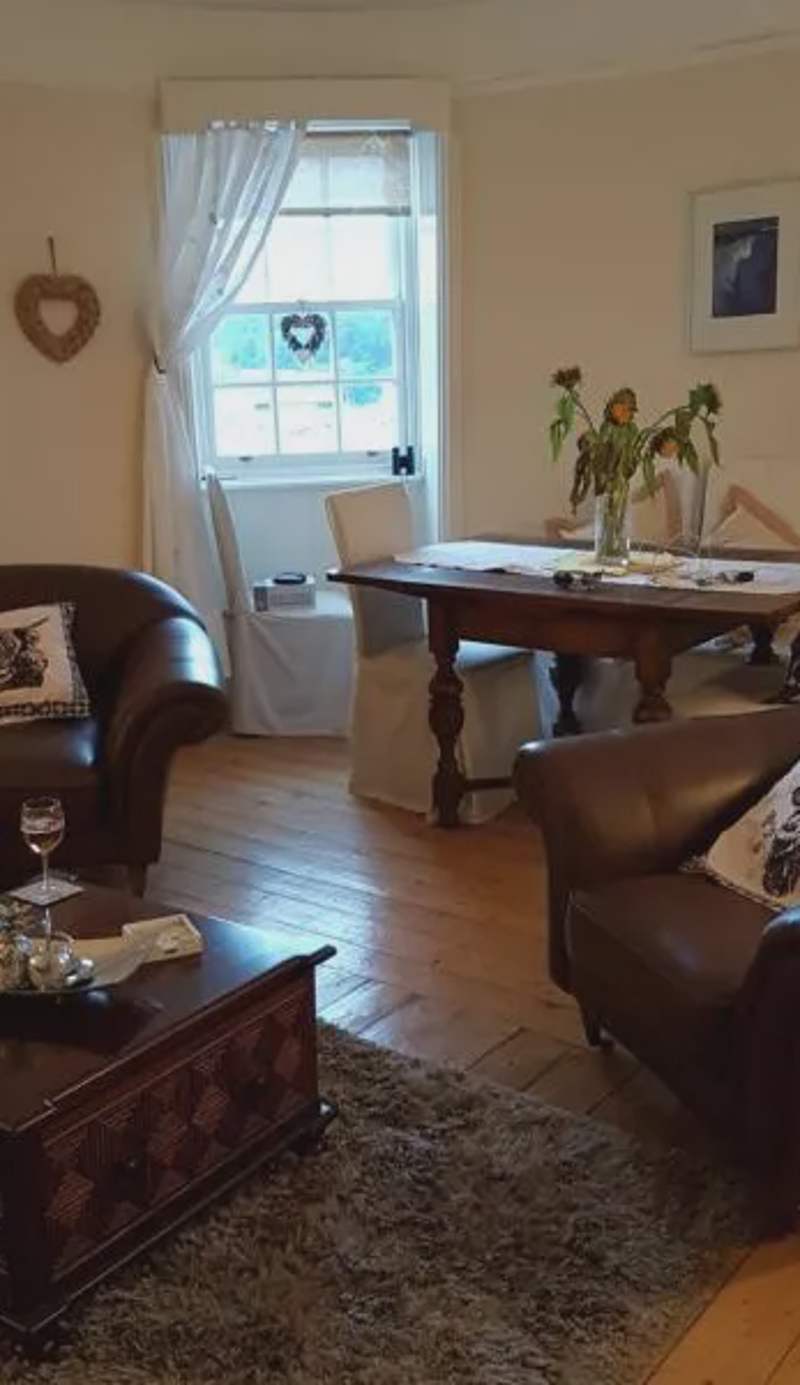 Argyll Mansions Penthouse