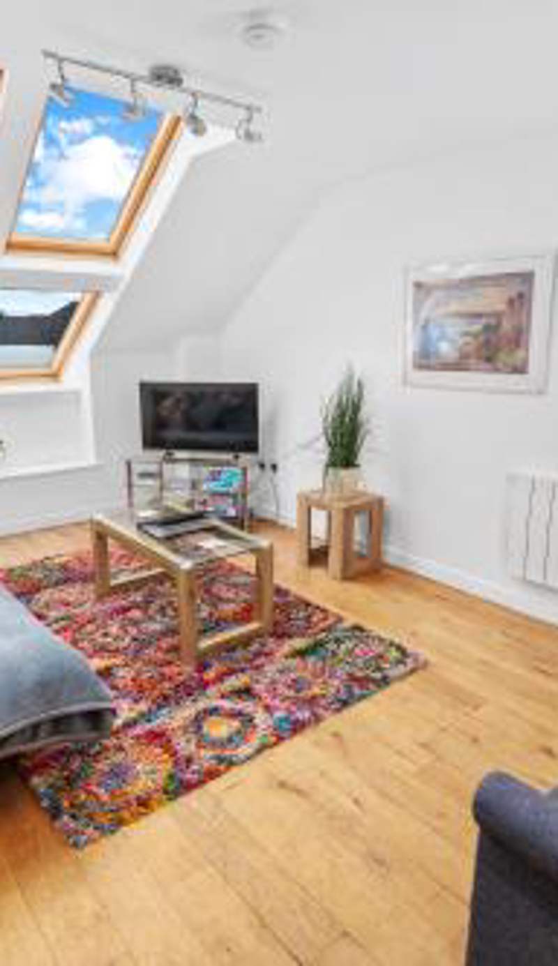 Stunning 2BR Loft Apt in Oban - Sea Views