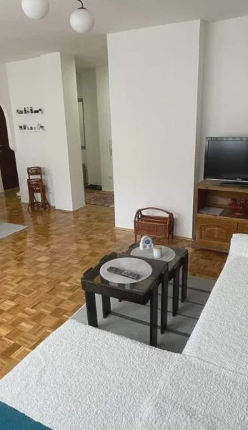 Apartman Divan