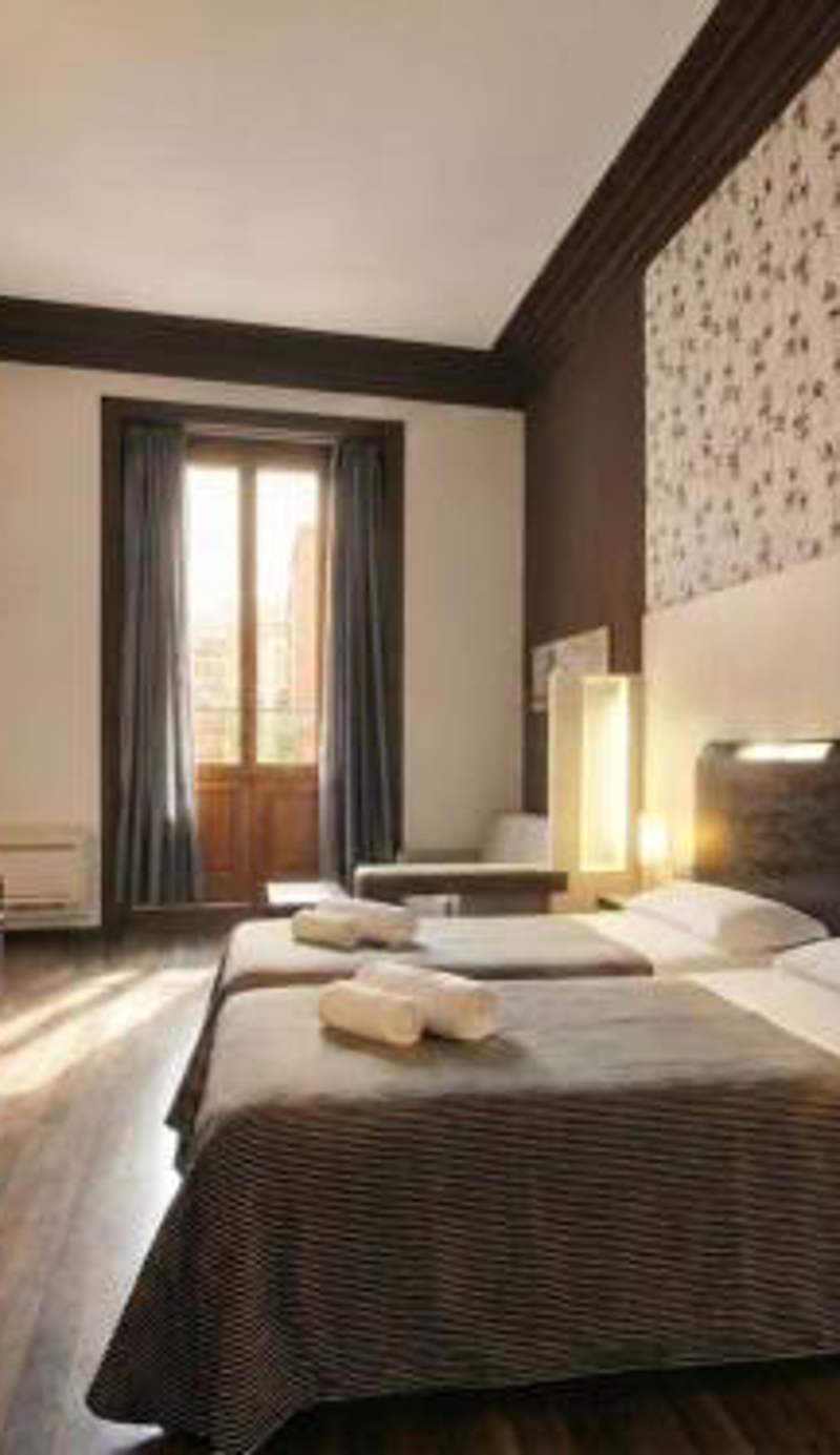 Alhambra Suites