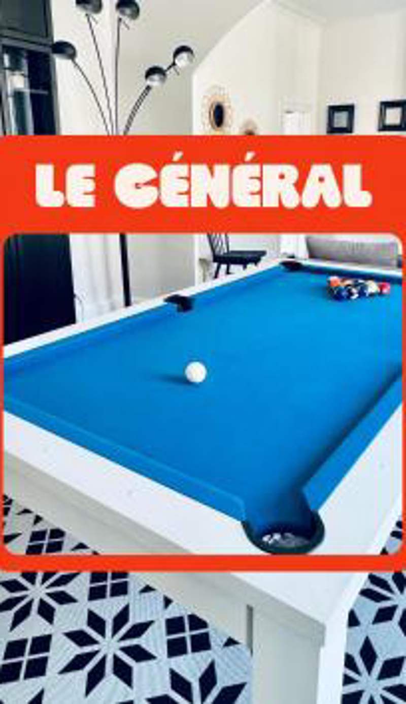 "Le Général" Appartement prestige proche gare, haut-de-gamme, avec billard et parking privé