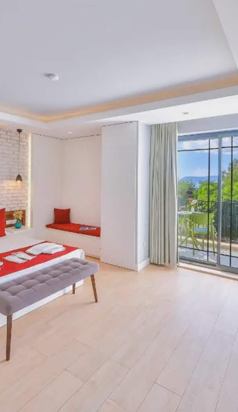 Lale Hotel