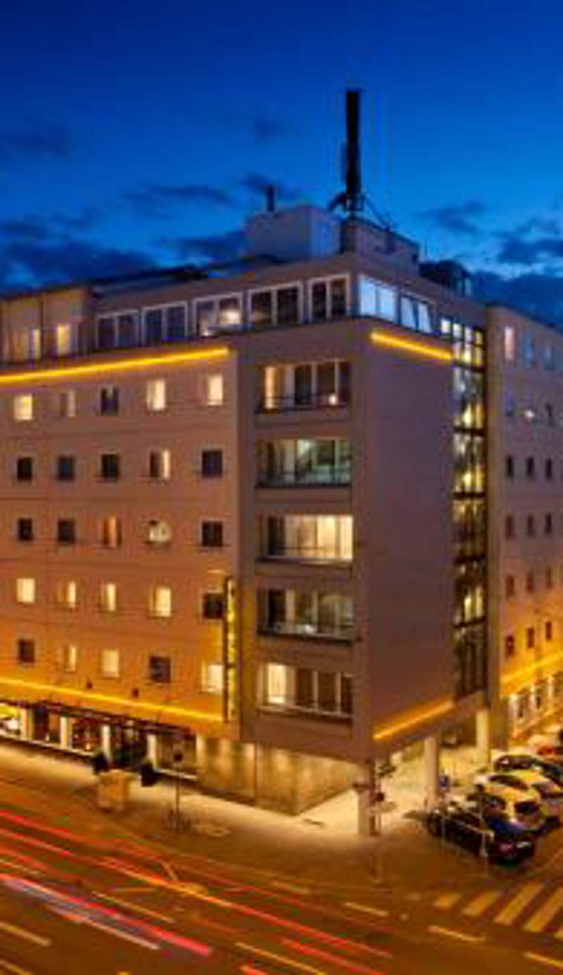 Motel One Frankfurt-Riverside