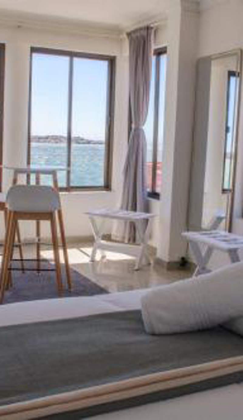 Shark Island Guesthouse