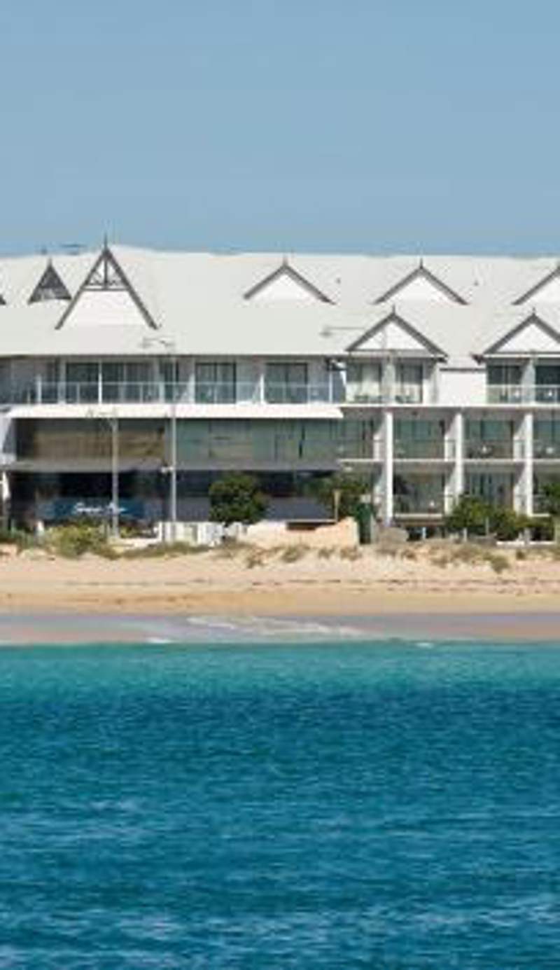 Ocean Centre Hotel