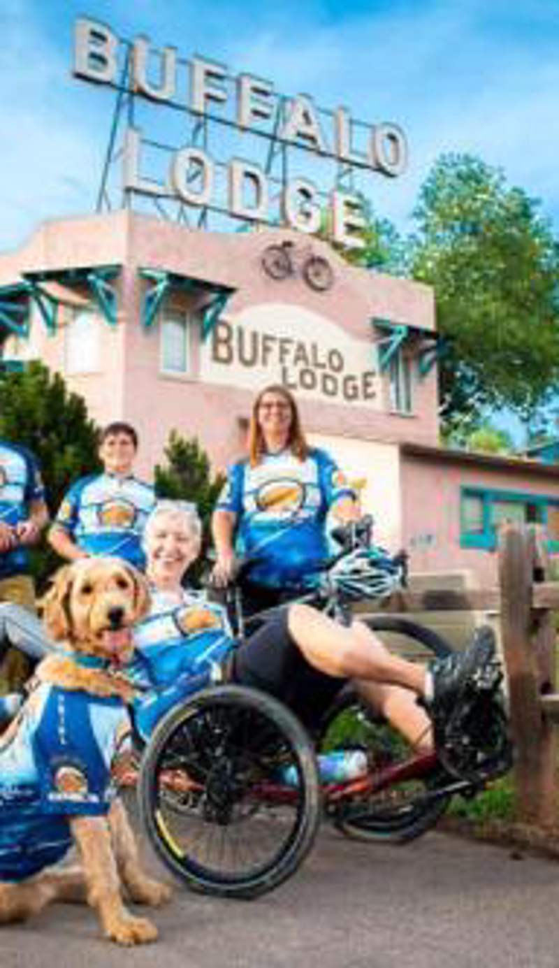 Buffalo Lodge Bicycle Resort - Amazing access to local trails & the Garden