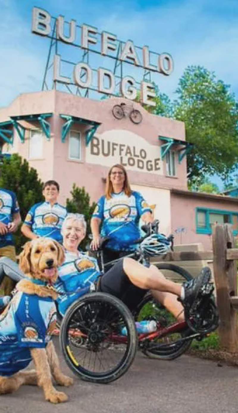 Buffalo Lodge Bicycle Resort - Amazing access to local trails & the Garden