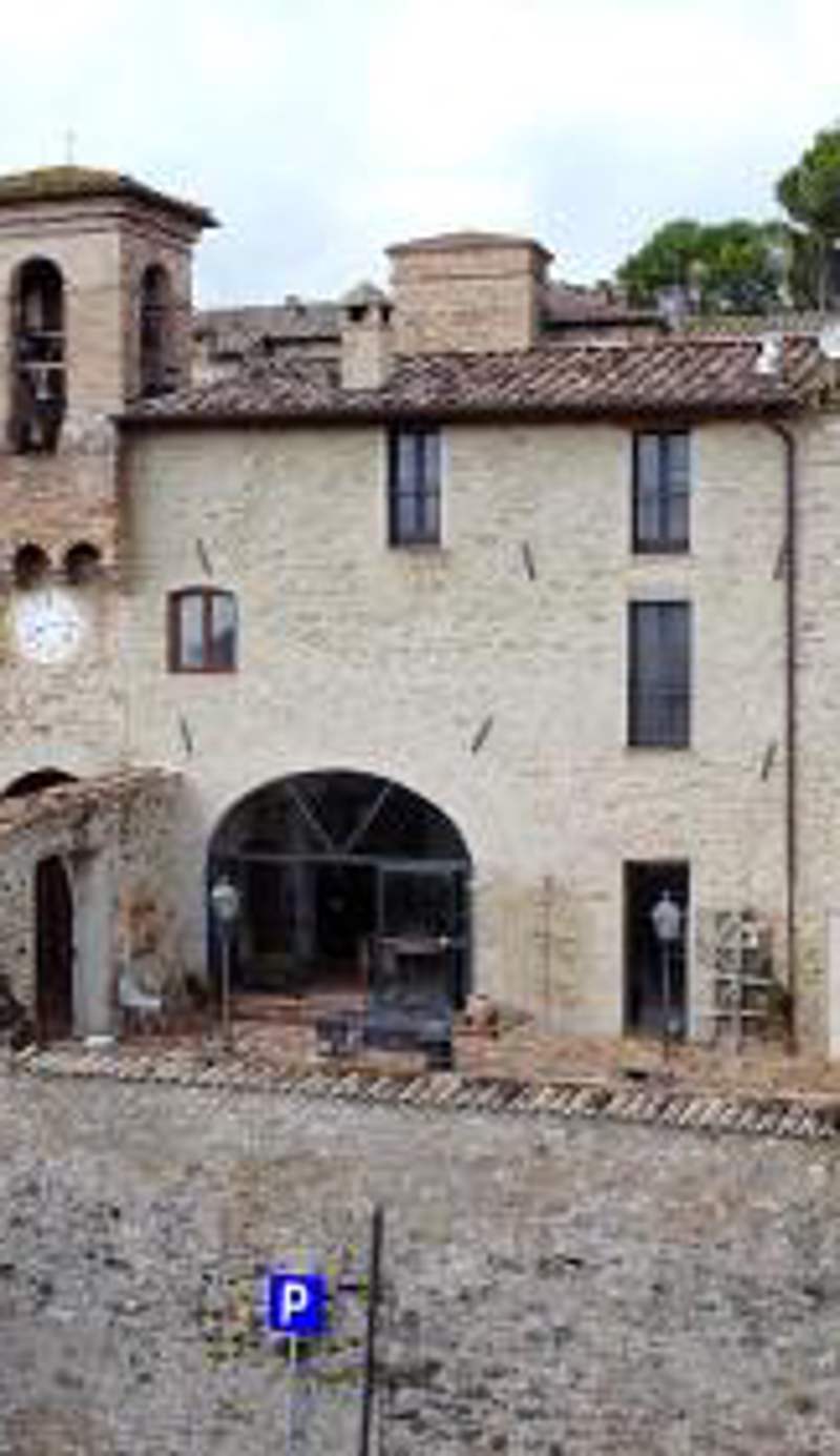 Maison Rosina con ampia vista in borgo del 1400
