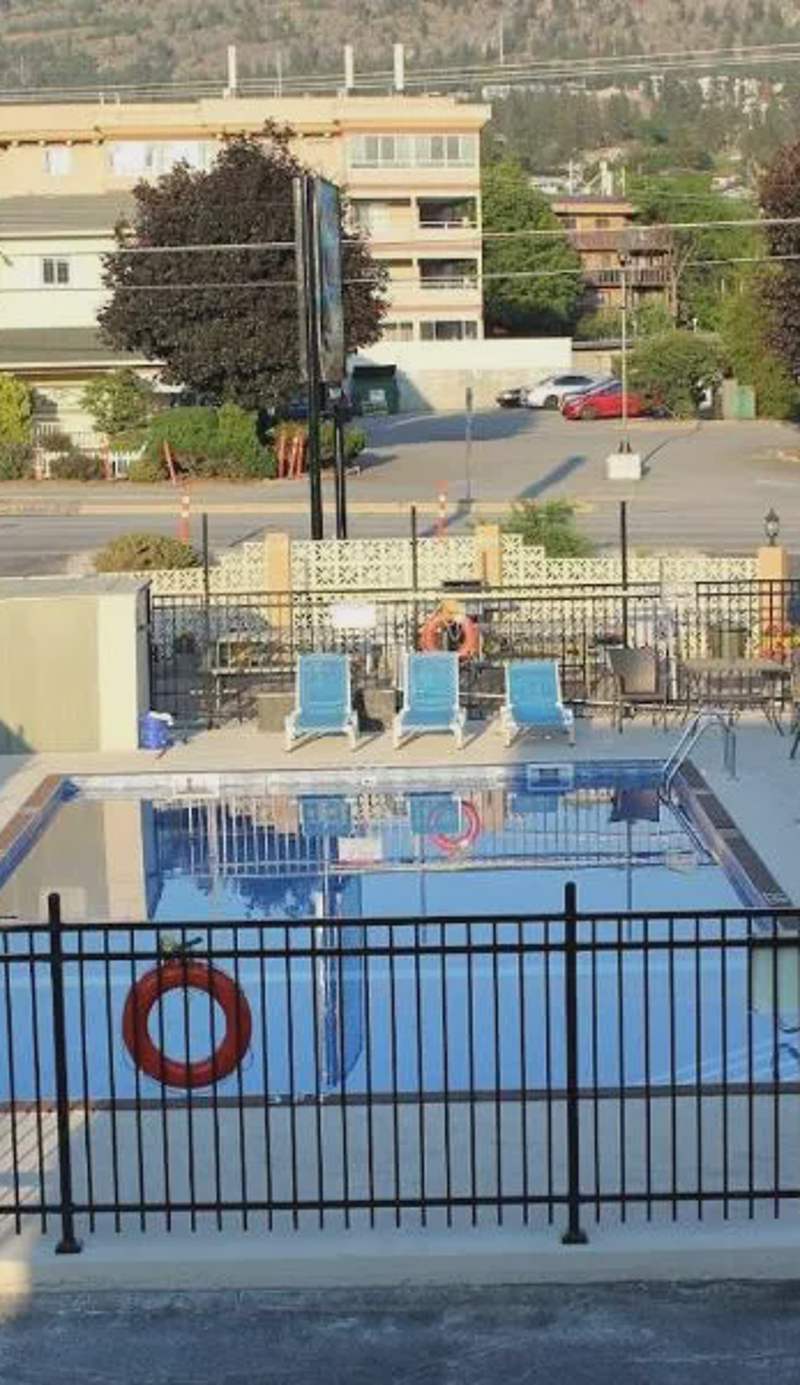 Flamingo Motel
