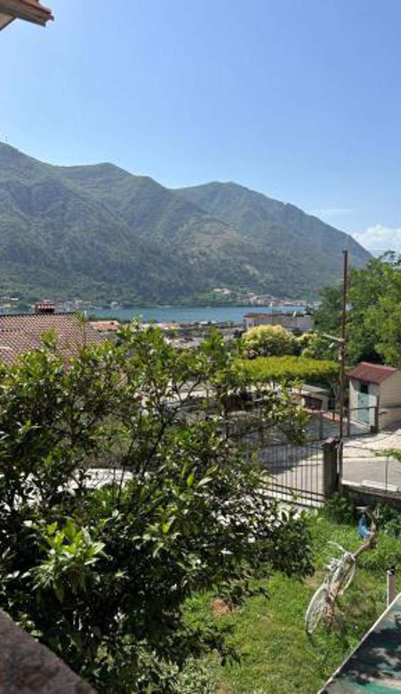 Themis Apartment